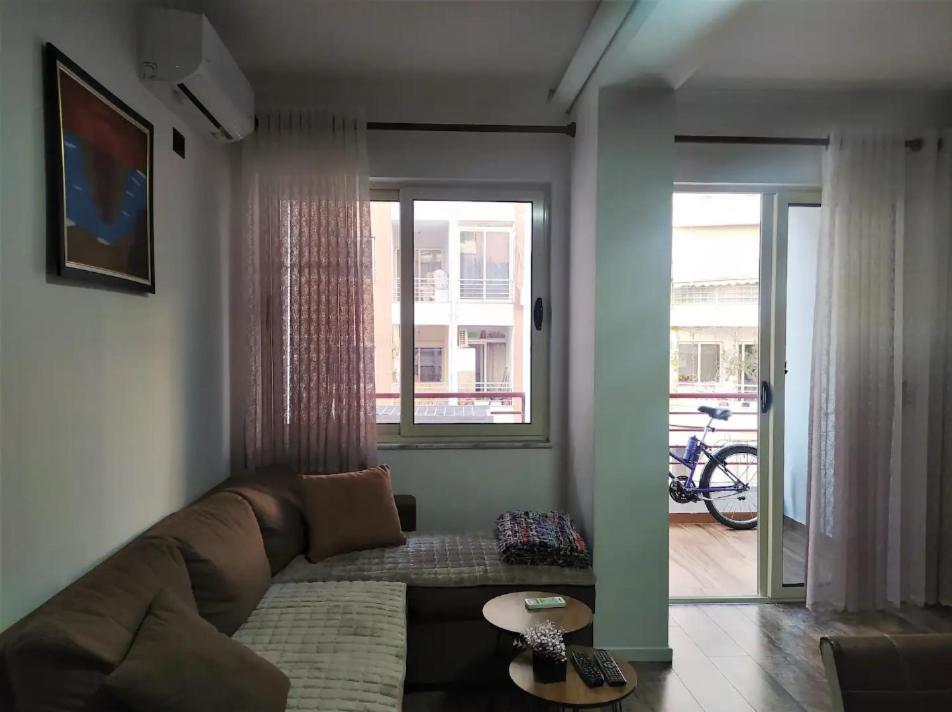 Апартаменты #1 Modern 1Br With Balcony In Up-And-Coming Hip Area Тирана Экстерьер фото