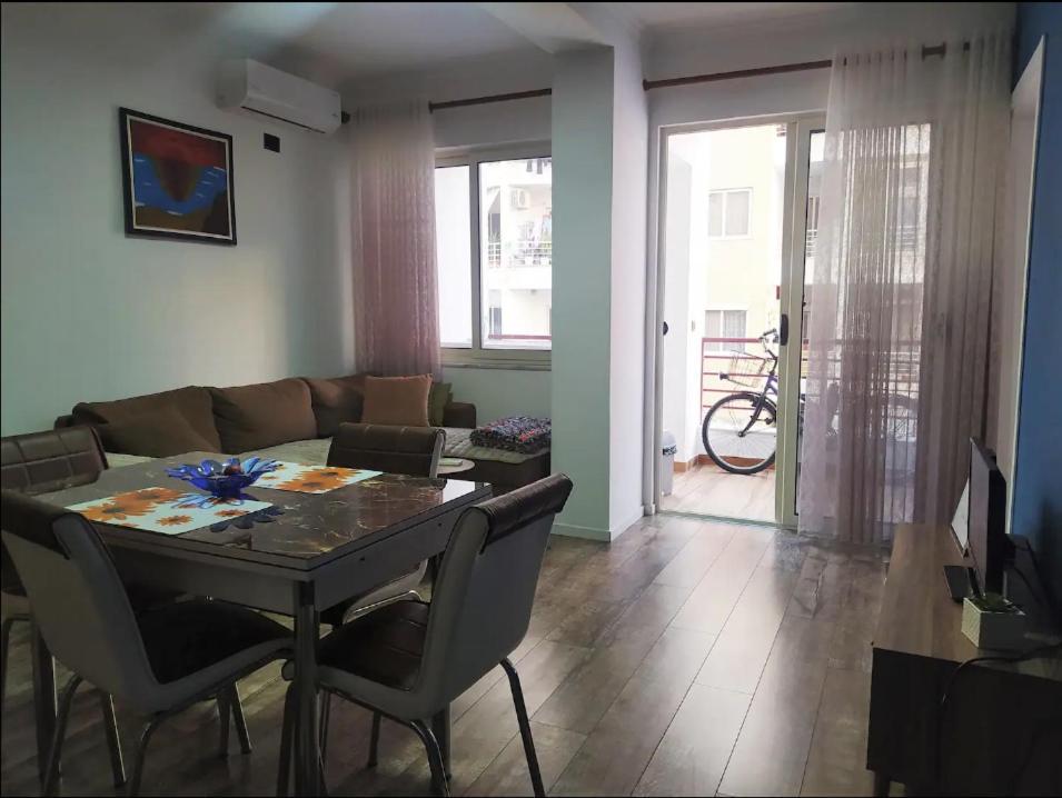 Апартаменты #1 Modern 1Br With Balcony In Up-And-Coming Hip Area Тирана Экстерьер фото